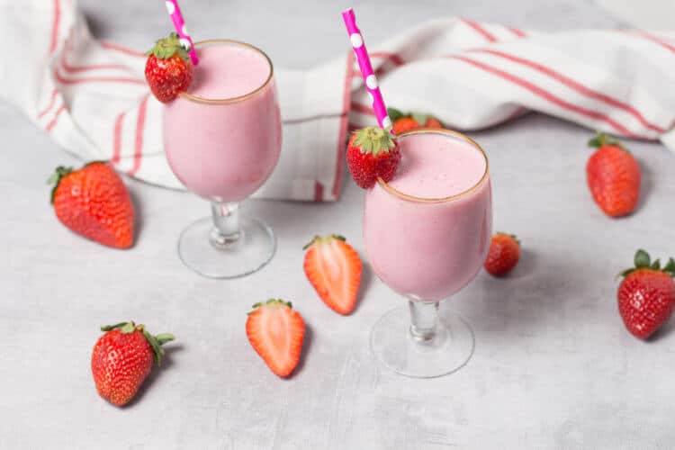 strawberry-shake-750×500
